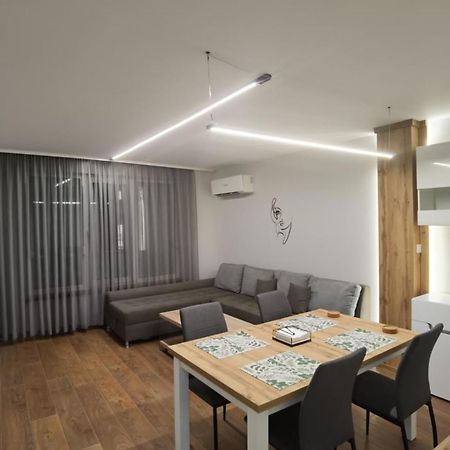 Diana Apartment Ruse Ngoại thất bức ảnh
